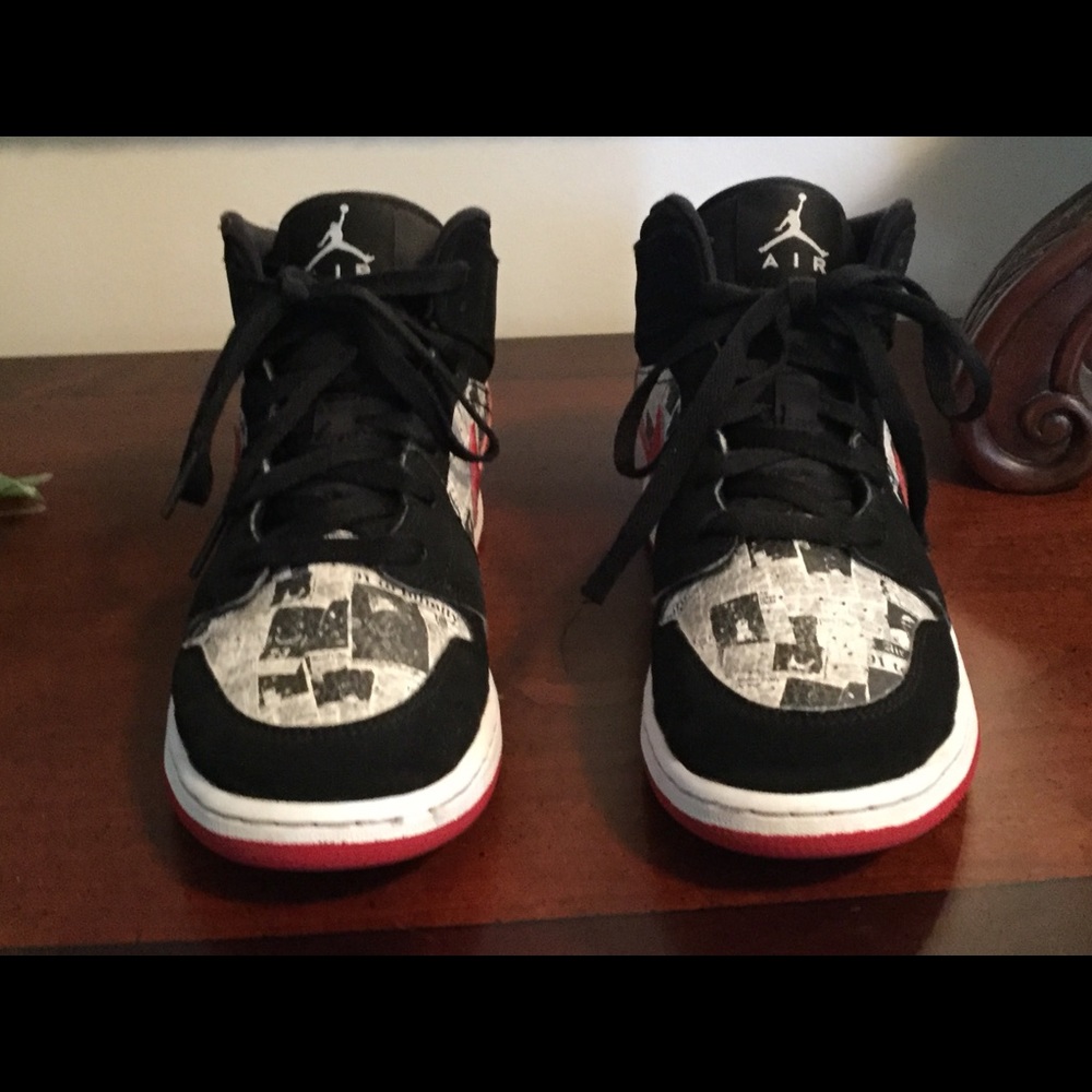 Air Jordan 1 SE - Newspaper -Air Times